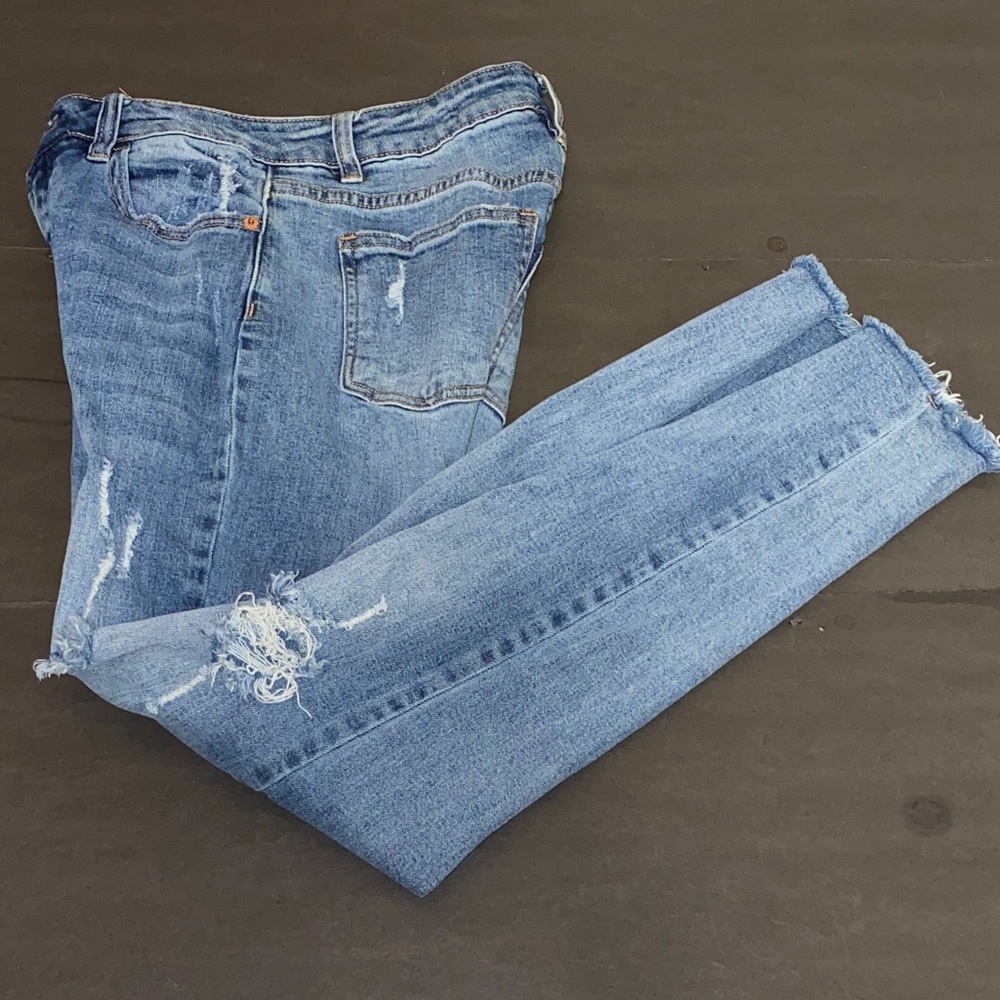 I&M Black Label Size 5 Button Fly High-Rise Light Blue Distressed Jeans